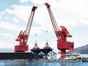 浮式門座式起重機(jī)